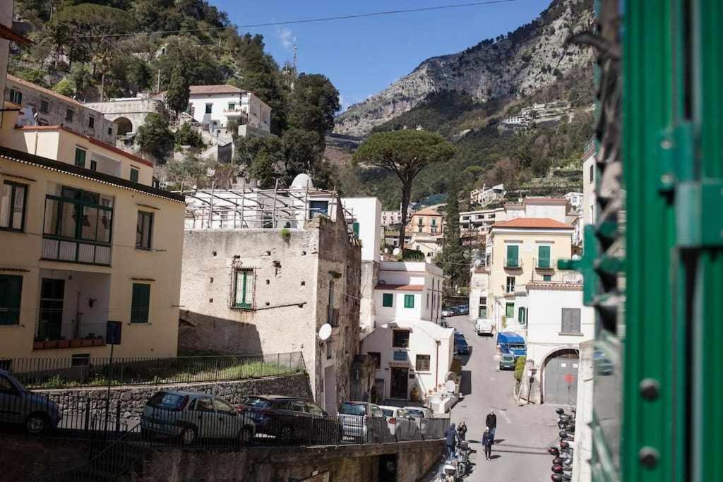 Donna Sara Appartamento In Corte Amalfitana Kültér fotó