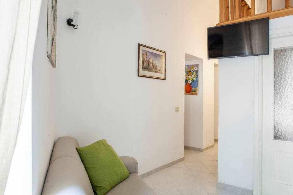 Donna Sara Appartamento In Corte Amalfitana Kültér fotó